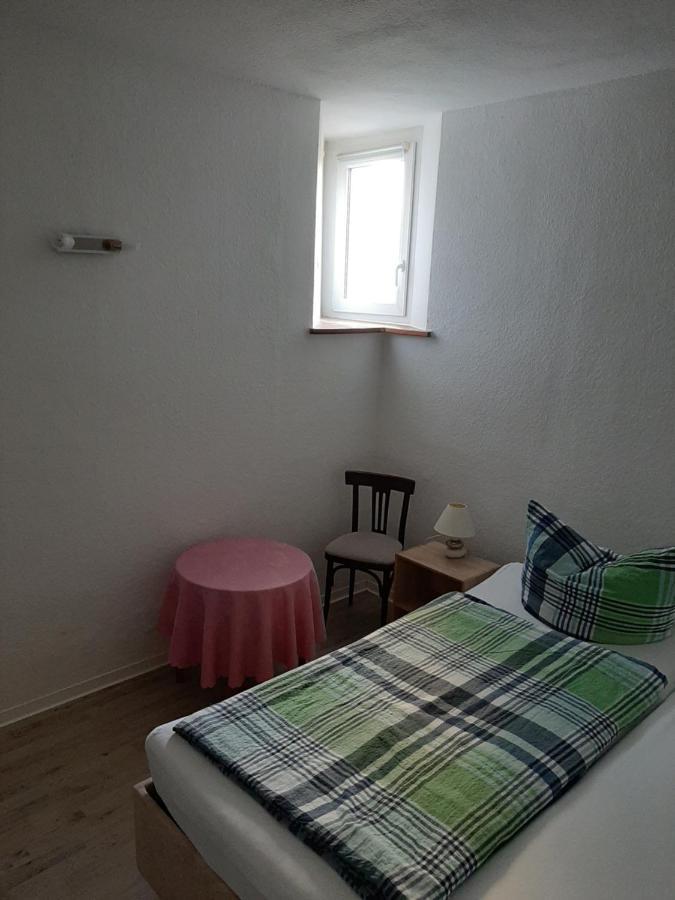 באד דירנברג Gasthof & Pension Zum Saalestrand מראה חיצוני תמונה